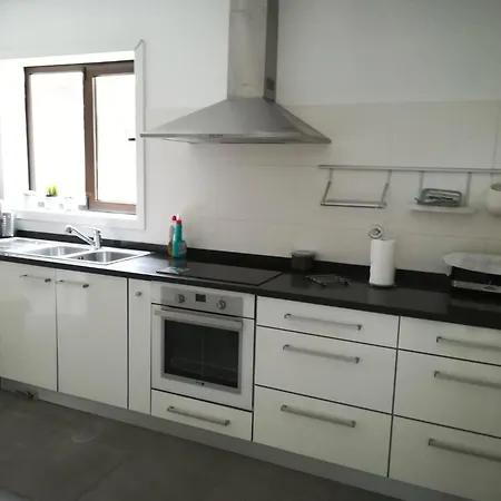 T2 Furadouro 30m From The דירה